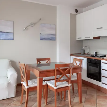 Apartamento Bnbutler - Piazzi - Tranquillo E Luminoso Bilocale